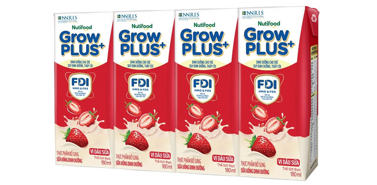 Lốc 4 hộp sữa pha sẵn GrowPLUS+ vị dâu sữa 180ml 