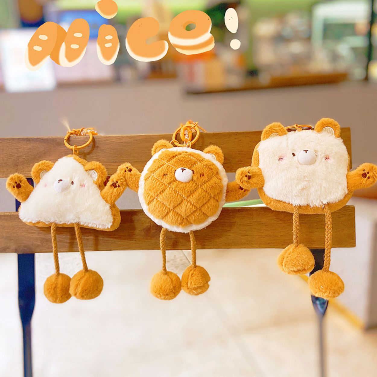 Móc khoá gấu bông rút dây KC-04 hình bánh