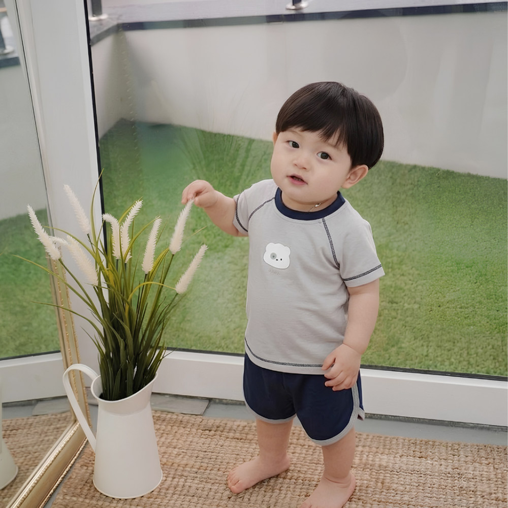 Bộ cộc bé trai Bibo's sợi tre ghi mix xanh đen in gấu 