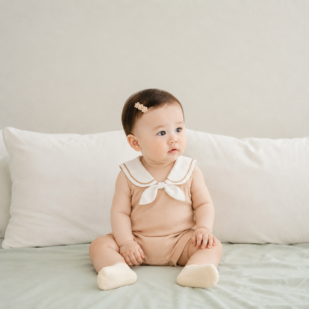 Body đùi bé gái Bibo's HY397831 nâu cổ nơ tiểu thư