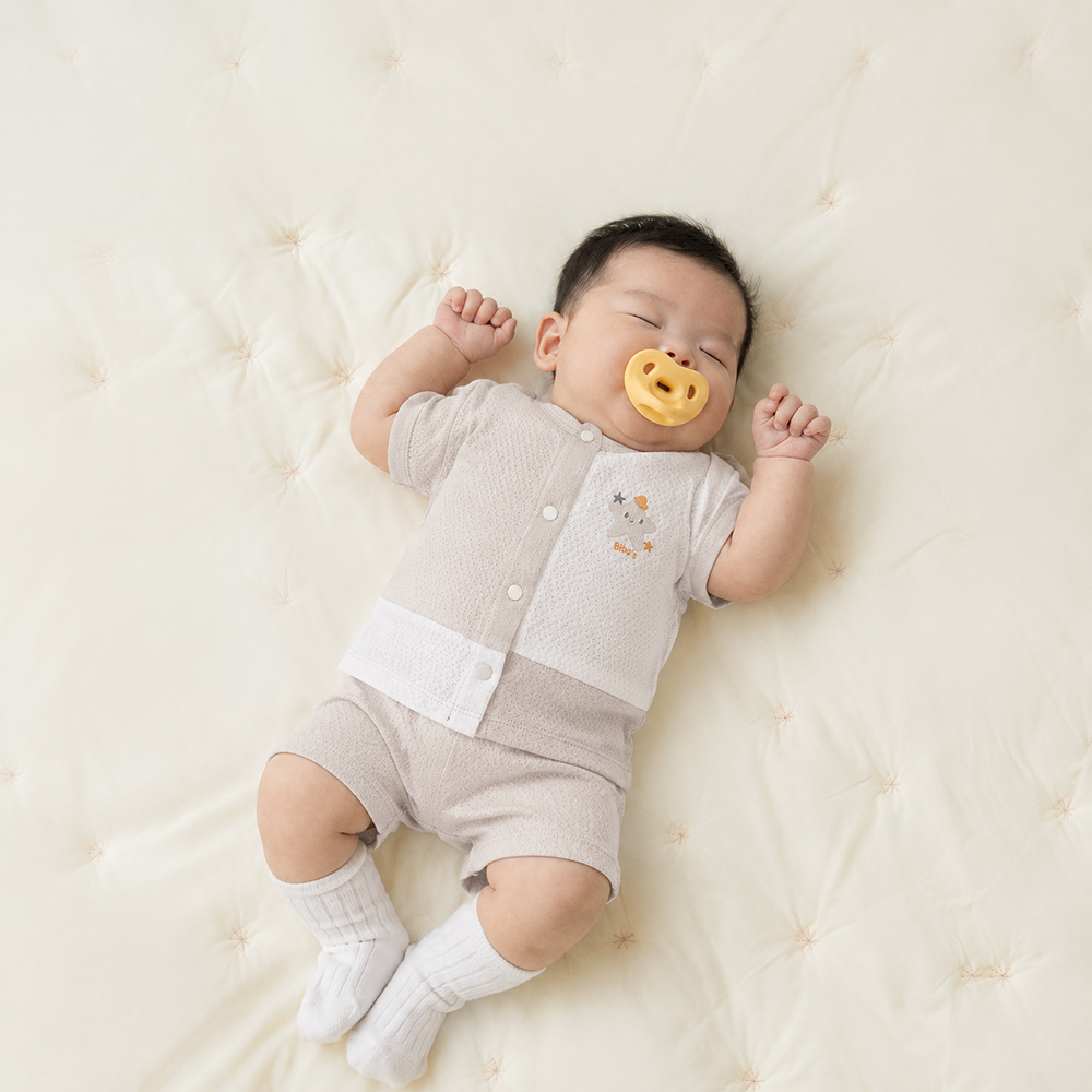 Bộ sơ sinh cài giữa bé trai in sao biển Bibo's H110400 ghi